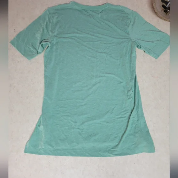 Nike mens medium dri fit athletic shirt pale green - Picture 5 of 6